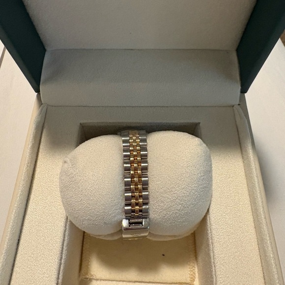 Rolex Datejust 26MM Jubilee TWO TONE - Picture 6 of 8